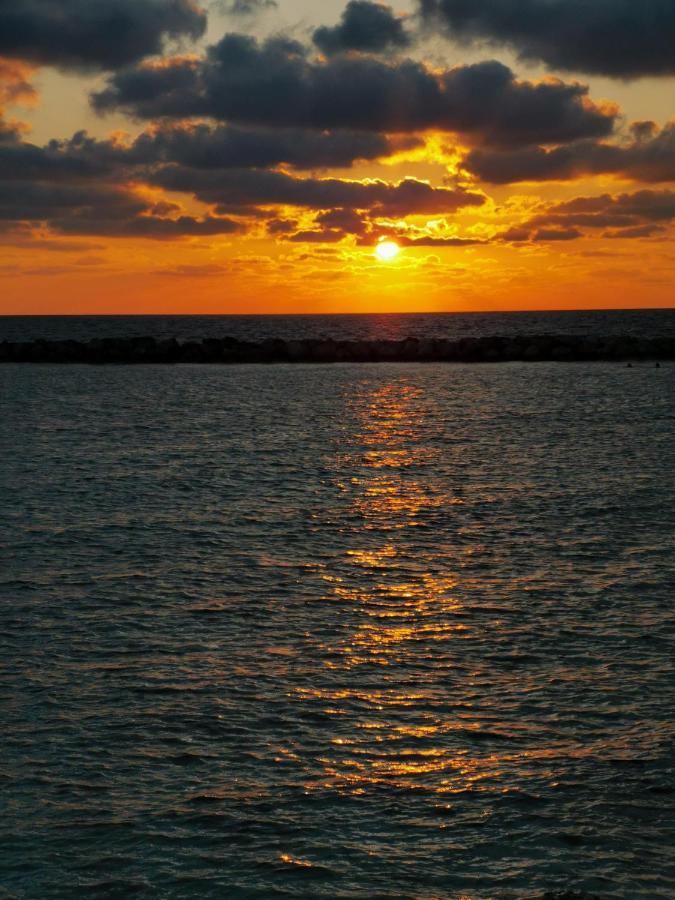 Appartamento 103 Regina Gardens Paphos Esterno foto